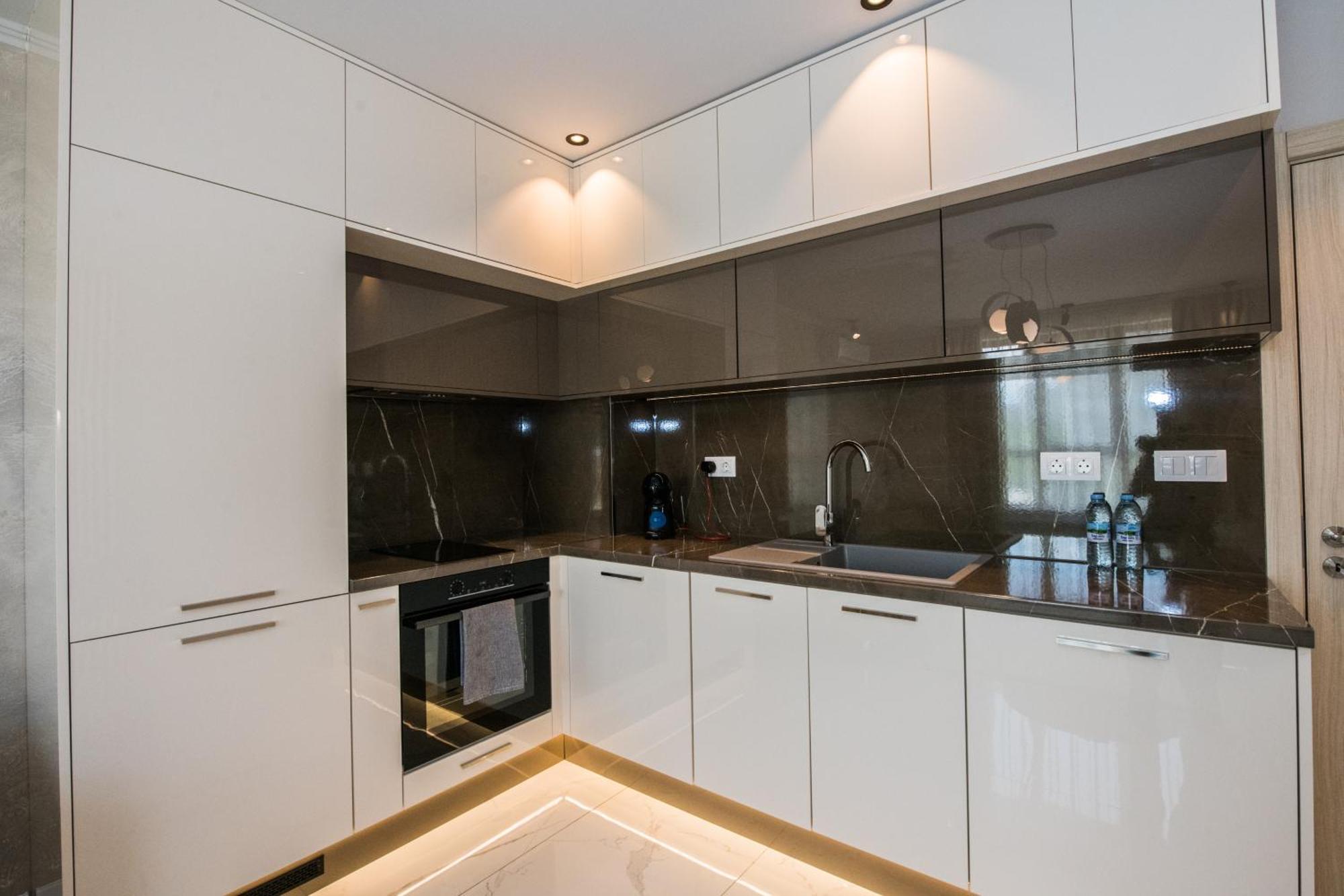 Luxury Martina Apartment ヴェリコ・タルノヴォ エクステリア 写真